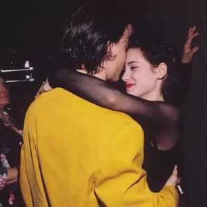 初次扩张H疼哭男男
